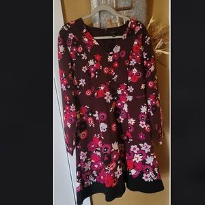 Ann Taylor Burgundy Floral Midi dress Size 8